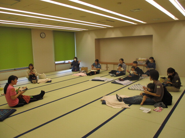 ベビーマッサージ講習会の画像