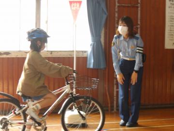 警察官による指導