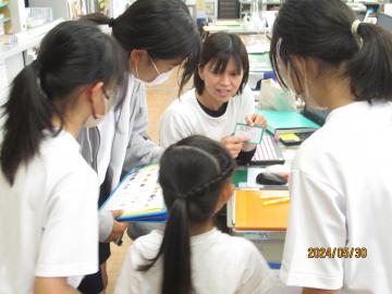 事務の先生に質問