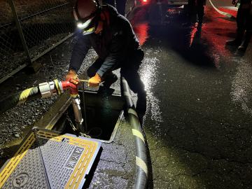 消火栓からの水利中継