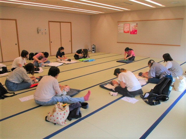 ベビーマッサージ講習会の画像