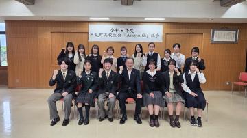 町長と集合写真